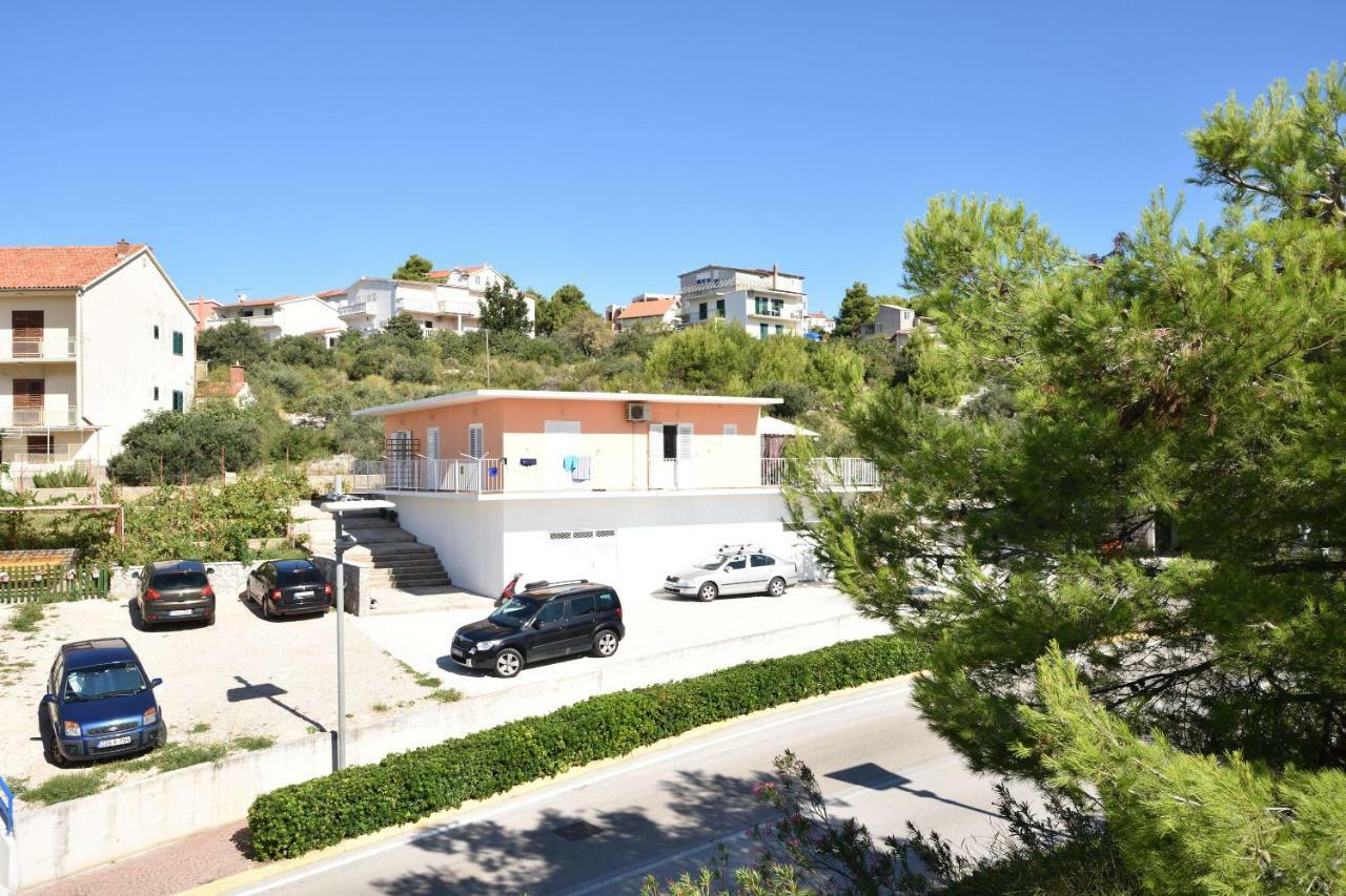 פרימוסטן Apartments Zmika מראה חיצוני תמונה